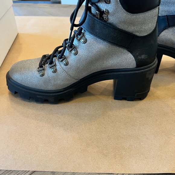 MONCLER Carol Leather Ankle Boots Size 40 - Picture 3 of 16